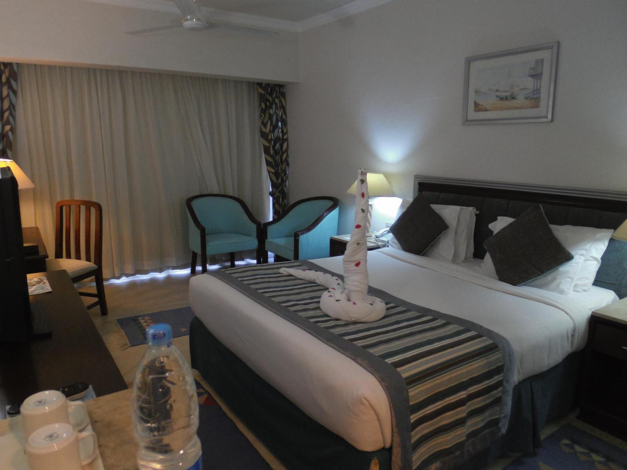 Borg El Arab Beach Resort Exterior foto A room at the hotel
